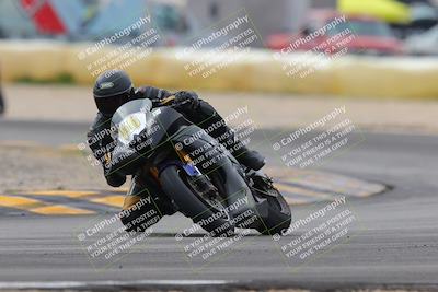 media/Jan-15-2023-SoCal Trackdays (Sun) [[c1237a034a]]/Turn 2 Set 2 (1155am)/